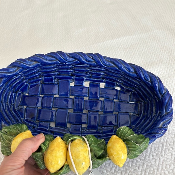 Italian Ceramic Basket Weave Lemon Basket - Picture 3 of 12